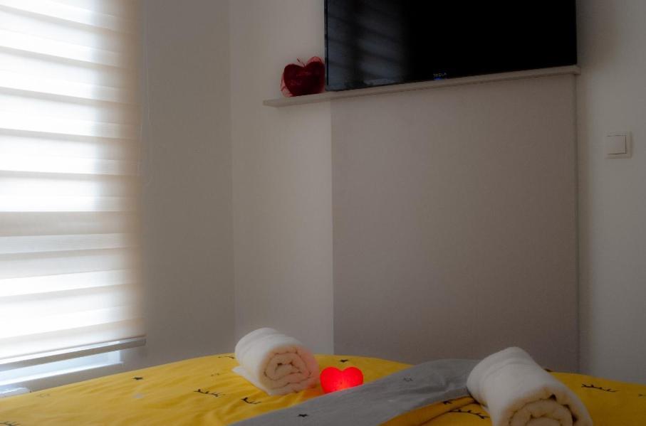 טוזלה Apartman Amor מראה חיצוני תמונה